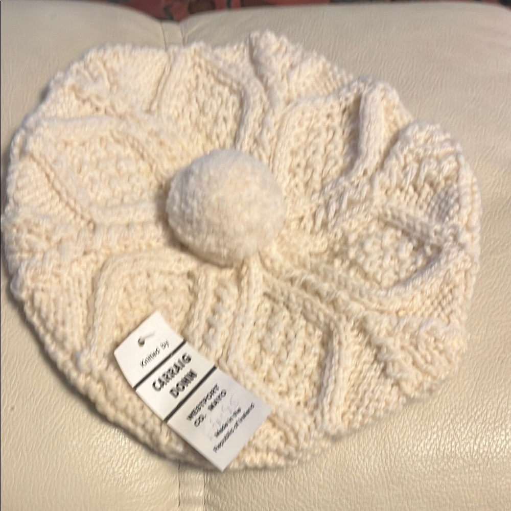 Carraig Donn Fisherman Wool Knit Cream Knitted Beret, NWTs